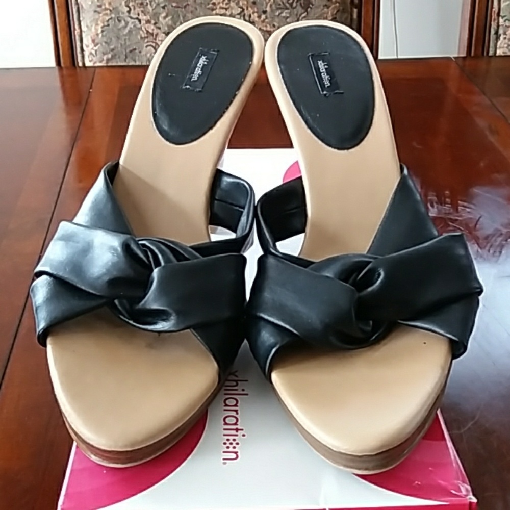 Black Heeled Sandles
